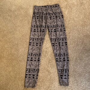 One size black and white unbranded leggings